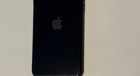 Good
													Apple iPhone SE 3rd Gen 2022 - Unlocked, Midnight, 64 GB, A2595, photo 3 of 8