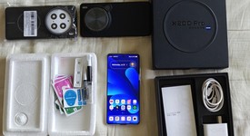 Good
													Vivo X200 Pro - Unlocked Non-US, Black, 256 GB, 12 GB, photo 4 of 11