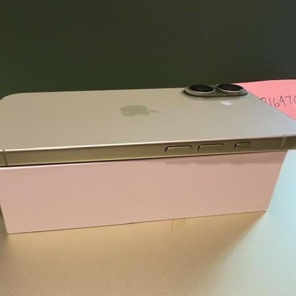 Apple iPhone 17 - Unlocked, 512 GB, Sage, A3258