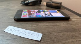 Mint
													Apple iPhone SE 2nd Gen 2020 - Boost, Black, 64 GB, A2275, photo 5 of 8