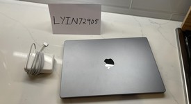 Good
													MacBook Pro 2021 - 16" - Apple M1 Pro 10-core, Gray, 512 GB, 16 GB, photo 3 of 11