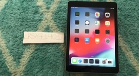 Good
													Apple iPad Air - Unlocked, Gray, 32 GB, photo 1 of 7