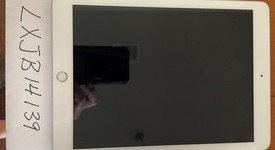 Good
													Apple iPad 6th Gen - Wi-Fi, Silver, 32 GB, A1893, photo 3 of 5