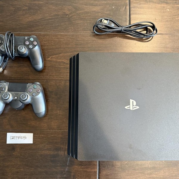 PlayStation 4 Pro - Black, 1 TB, Standard