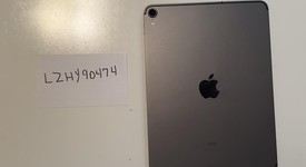 Good
													Apple iPad Pro 11" 2018 - Unlocked, Gray, 64 GB, A2013, photo 2 of 6