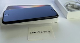 Good
													Apple iPhone SE 3rd Gen 2022 - Unlocked, Midnight, 64 GB, A2595, photo 4 of 9