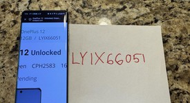 Mint
													OnePlus 12 - Unlocked, Green, 512 GB, 16 GB, CPH2583, photo 4 of 7