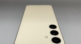 Good
													Samsung Galaxy S24 Plus - Unlocked, Yellow, 512 GB, 12 GB, SM-S926U1, photo 5 of 8