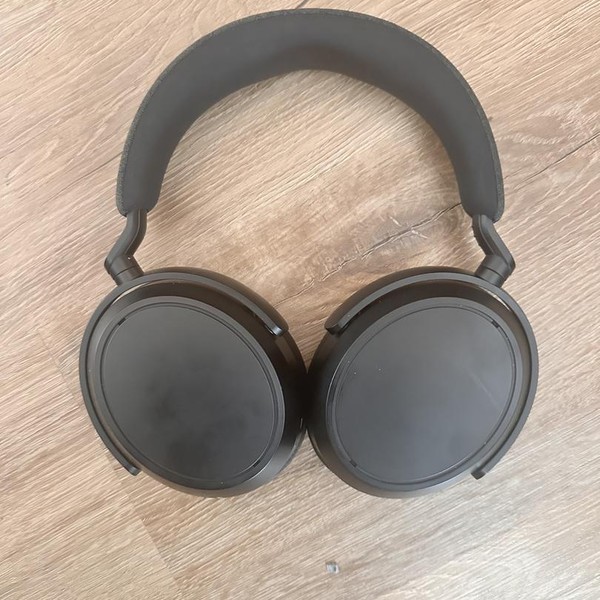 Sennheiser Momentum 4 - Black
