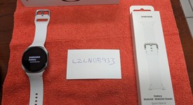 Mint
													Samsung Galaxy Watch8 - Unlocked, Graphite, SM-L325, 40mm, photo 1 of 7