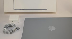 Mint
													MacBook Air 2025 (M4) - 13" - Apple M4, Sky Blue, 256 GB, 16 GB, photo 4 of 12