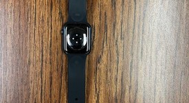 Good
													Apple Watch Series 6 44mm - Unlocked, Gray, A2294 - Cellular, Aluminum, photo 3 of 5