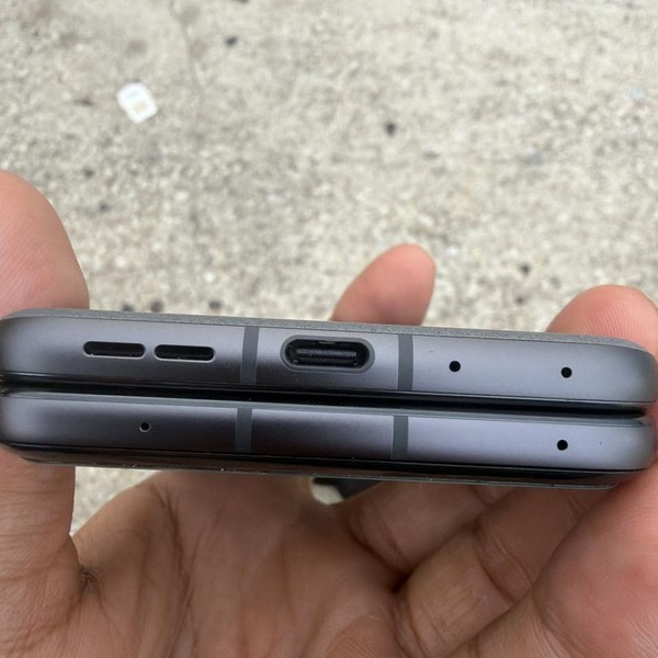 Motorola Razr (2024) - Total Wireless, 256 GB, Gray, 8 GB