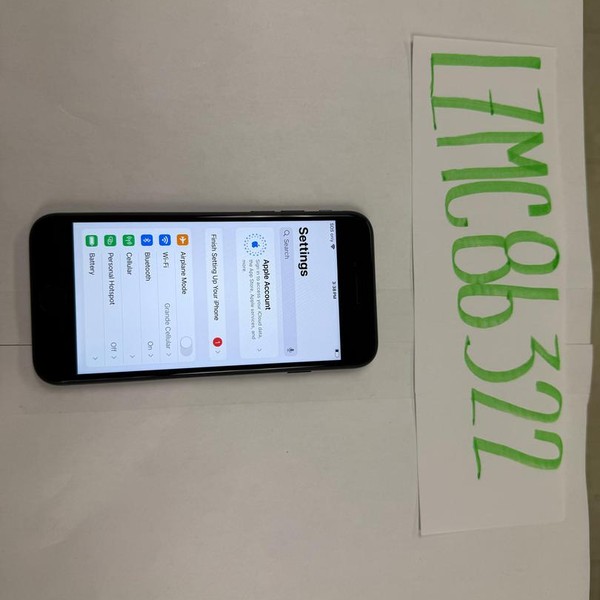 Apple iPhone SE 3rd Gen 2022 - Unlocked, 64 GB, Midnight, A2595