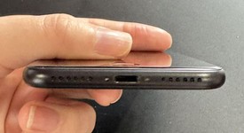 Good
													Apple iPhone SE 2nd Gen 2020 - Unlocked, Black, 64 GB, A2275, photo 5 of 7