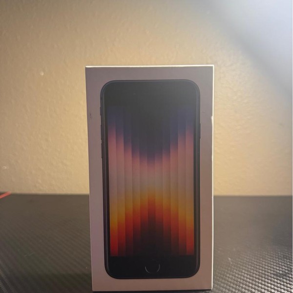 Apple iPhone SE 3rd Gen 2022 - T-Mobile, 64 GB, Midnight, A2595