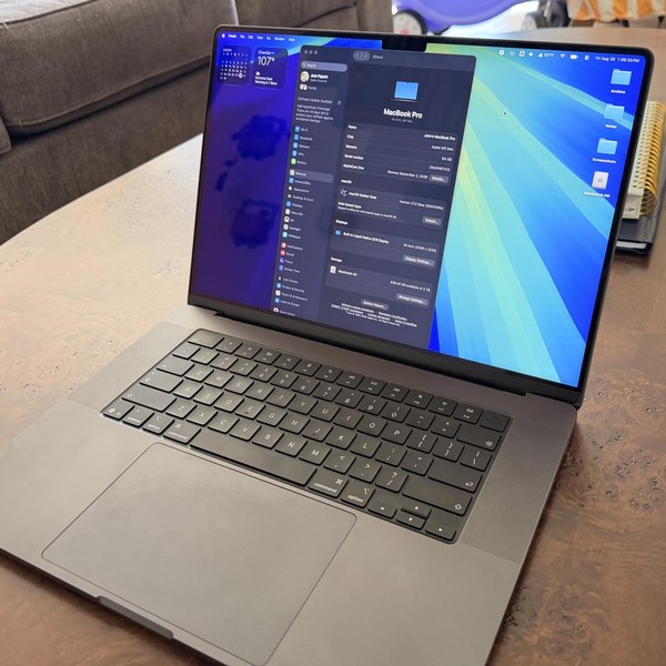 MacBook Pro 2026 - 16 inch (M5) - 2 TB, Space Black, 64 GB, Apple M5 Max 18-core (40-core GPU), Standard Display