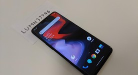 Mint
													OnePlus 6 - Unlocked, Black, 128 GB, 8 GB, photo 2 of 7