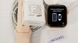 Good
													Apple Watch Series 4 40mm - T-Mobile, Gold, A1975 - Cellular, Aluminum, photo 2 of 4