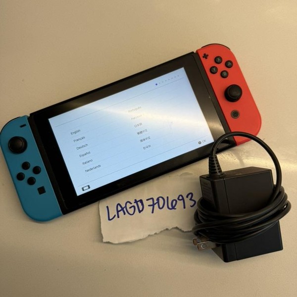 Nintendo Switch - 32 GB, Red & Blue