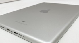 Good
													Apple iPad 6th Gen - Wi-Fi, Silver, 128 GB, A1893, photo 5 of 5
