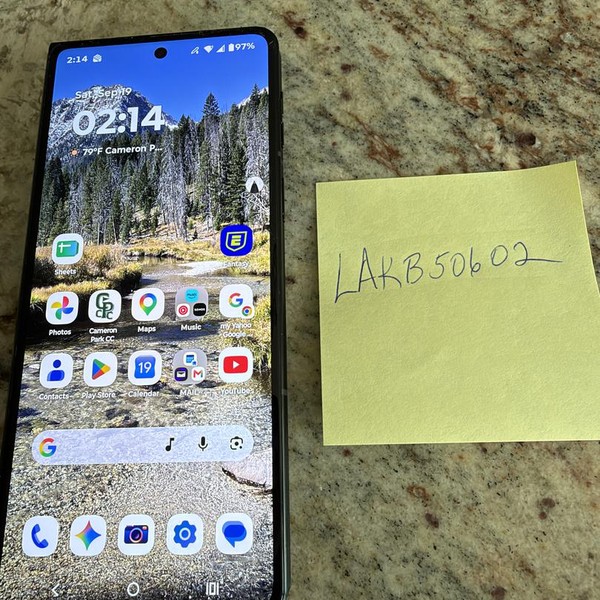 Motorola Razr Fold - Unlocked, 512 GB, PANTONE Blackened Blue
