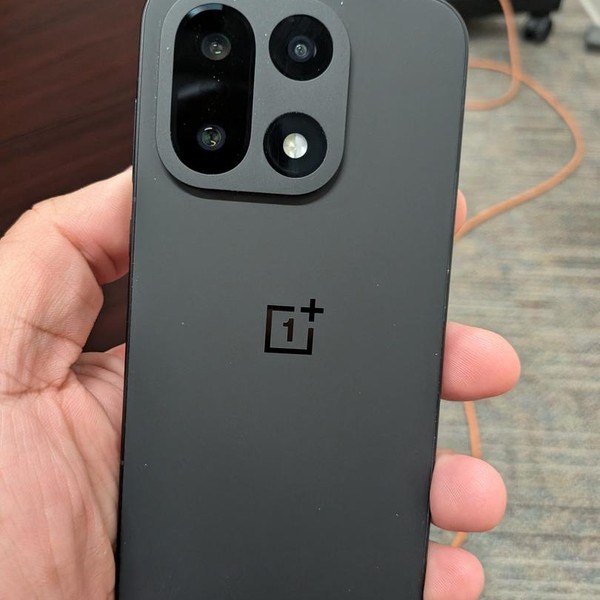 OnePlus 15 - Unlocked, 256 GB, Infinite Black, 12 GB