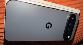 Mint
													Google Pixel 10 Pro XL - Unlocked, Obsidian, 256 GB, GUL82, photo 4 of 9