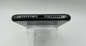 Mint
													Apple iPhone 11 - Cricket, Black, 128 GB, A2111, photo 4 of 5