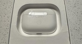 Used
													Apple AirPods Pro 2 - USB-C, photo 5 of 9