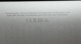 Good
													MacBook Pro 2020 - 13" - I5, Gray, 1 TB, 16 GB, photo 2 of 8