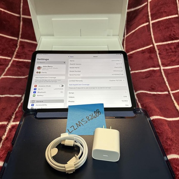 Apple iPad 11th Gen - Wi-Fi, 128 GB, Blue, A3354