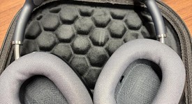 Used
													Apple AirPods Max USB-C - Midnight, photo 4 of 6