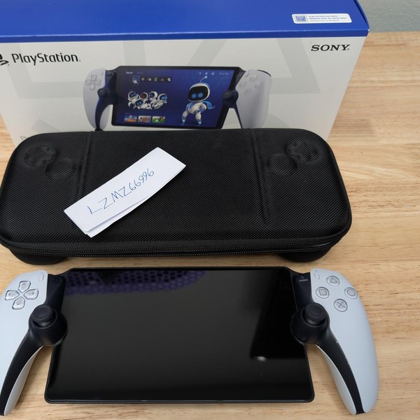 PlayStation Portal Remote Player - White