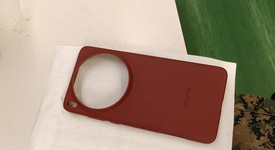 Mint
													Vivo X200 Ultra - Unlocked Non-US, Red, 512 GB, 16 GB, photo 3 of 10