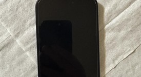 Mint
													Apple iPhone 15 Plus - Unlocked, Black, 128 GB, A2847, photo 4 of 13