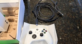 Mint
													Xbox Series S (2020) - White, 512 GB, photo 1 of 6