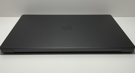 Mint
													MacBook Pro Late 2023 (M3) - 16" - Apple M3 Pro 12-core, Black, 512 GB, 18 GB, 18-core GPU, photo 4 of 6