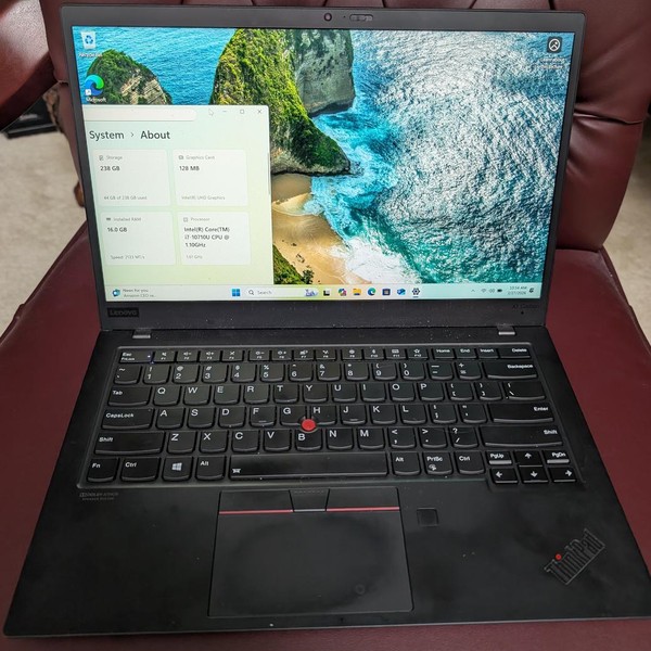 Lenovo ThinkPad X1 Carbon (7th Gen) - 512 GB, 16 GB, Intel Core i7