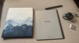 Mint
													reMarkable 2, photo 6 of 6