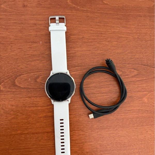 Garmin Venu 3 - White
