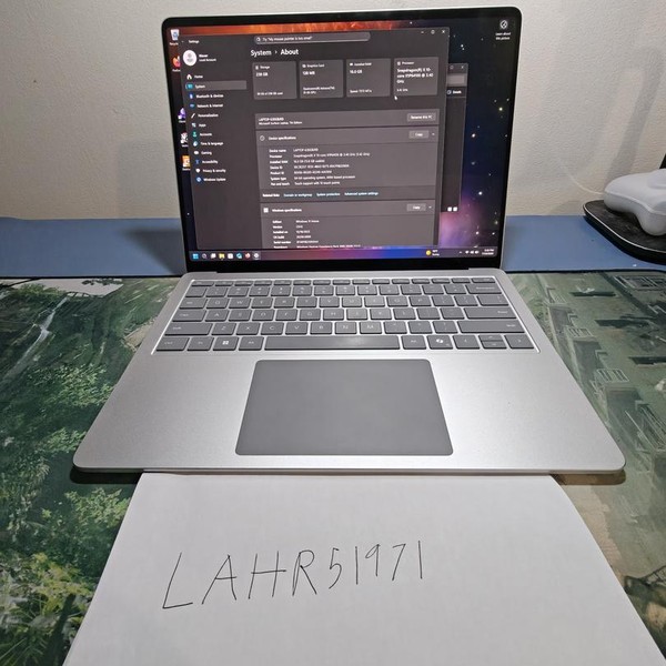 Microsoft Surface Laptop 7 - 256 GB, Platinum, 16 GB, Snapdragon X Plus, 13.8 inch