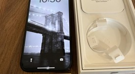 Mint
													Apple iPhone 14 Pro - Unlocked, Black, 128 GB, A2650, photo 1 of 11