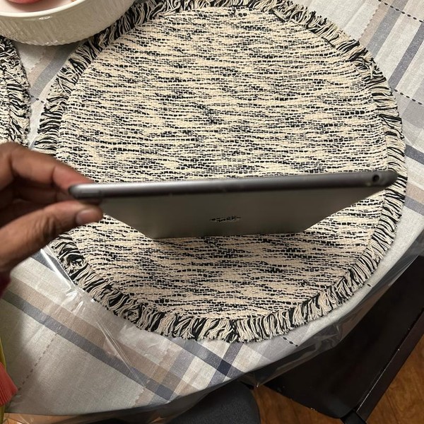 Apple iPad 8th Gen - Wi-Fi, Silver, 32 GB, A2270