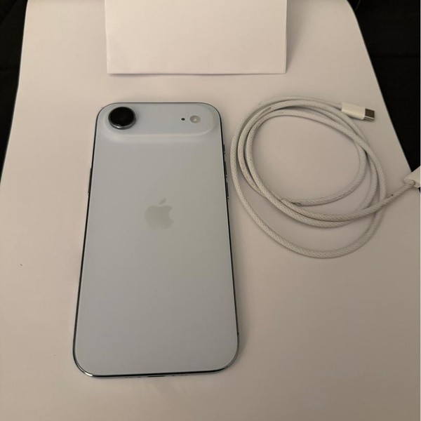 Apple iPhone Air - Unlocked, 256 GB, Sky Blue, A3260