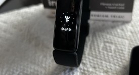 Mint
													Fitbit Inspire 2 - Black, photo 2 of 4