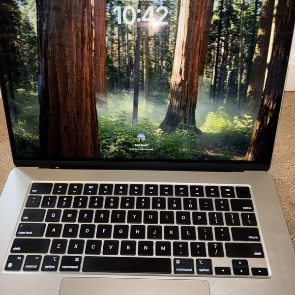 MacBook Air 2023 (M2) - 15 inch - 256 GB, Starlight, 16 GB, Apple M2