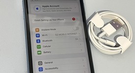 Good
													Apple iPhone Xr - Unlocked, Blue, 128 GB, A1984, photo 5 of 10