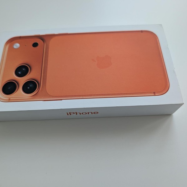 Apple iPhone 17 Pro Max - Verizon, 256 GB, Cosmic Orange, A3257