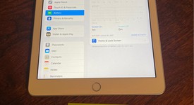 Good
													Apple iPad 6th Gen - Wi-Fi, Silver, 32 GB, A1893, photo 4 of 6